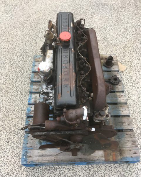 Bedford 330 diesel engine (parts engine) – Deschermer.com